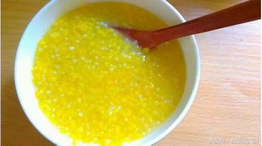 小米粥怎么做有营养好吃（简单实用的8种小米粥的家常做法）(6)
