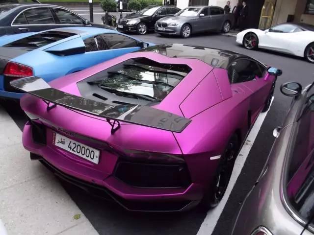 成年女性喜欢的颜色(原来女人们都喜欢这个颜色)(4)