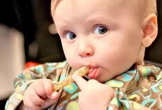 宝宝养育知识大全:关于养育宝宝的28条知识(3)