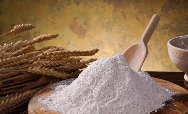 面粉里有小黑虫怎么办,家里有小黑虫,壳是硬的,嘴尖尖的,不大,这是什么虫?怎么清理?图7