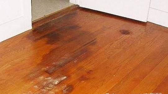 活动房地板潮湿怎么办