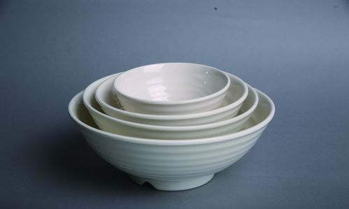 密胺餐具有毒吗:密胺餐具有毒