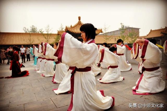 古人对自己家人的称呼父亲(除了父亲老爹家严之外)(5)