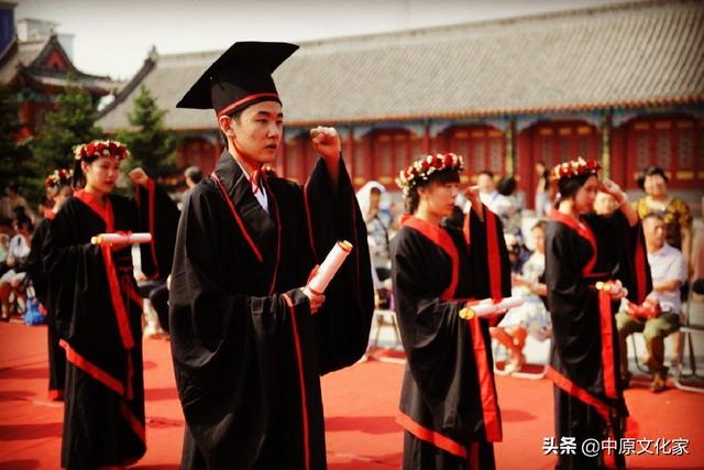 古人对自己家人的称呼父亲(除了父亲老爹家严之外)(1)