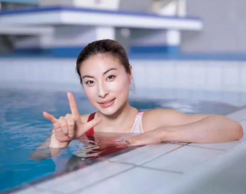 郭晶晶个人简历资料介绍(跳水女皇郭晶晶的现状如何)插图1