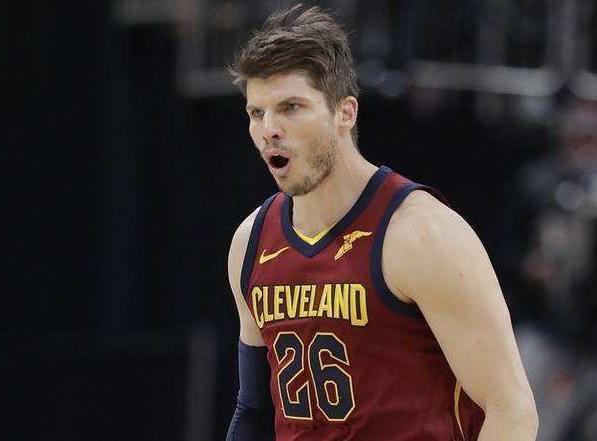 邓肯最难打破的一个纪录(NBA历史那些奇葩吹罚)(3)