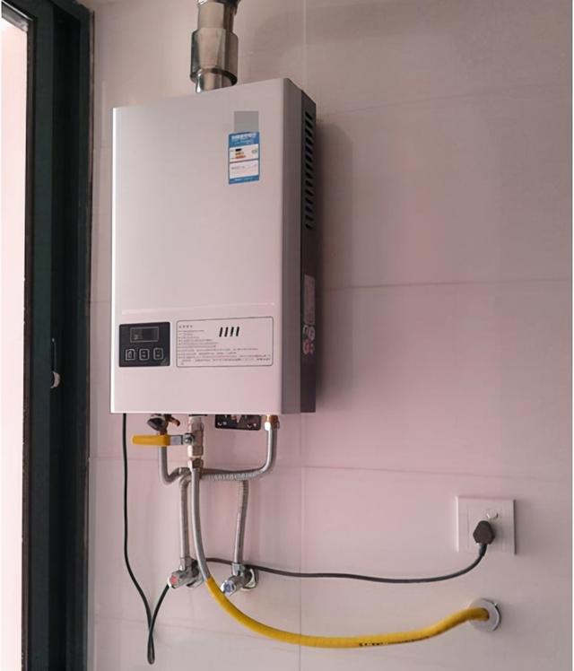 怎么选燃气热水器4个建议很实用(燃气热水器该怎么挑选)(1)