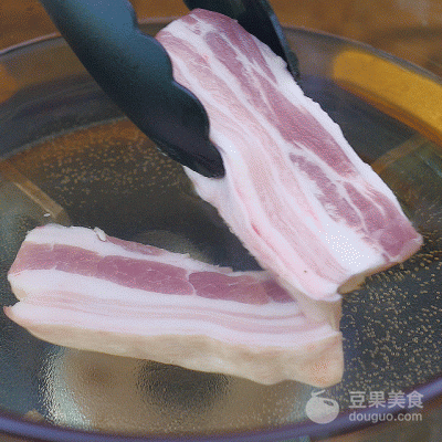 肉夹馍原来做法这么简单(教你做正宗陕西肉夹馍)(2)