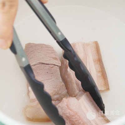 肉夹馍原来做法这么简单(教你做正宗陕西肉夹馍)(5)