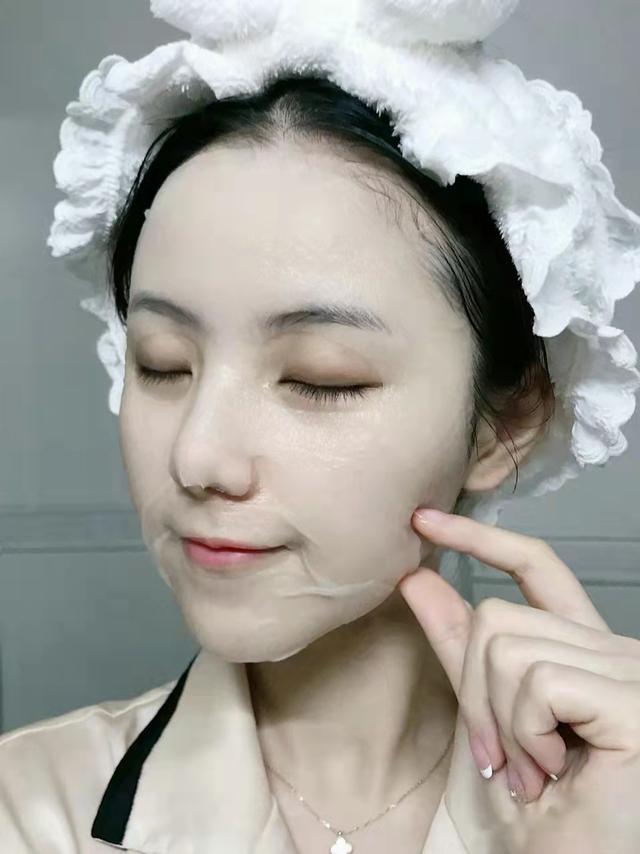 如何让皮肤变得水嫩光滑(有助于肌肤变年轻的)(4)