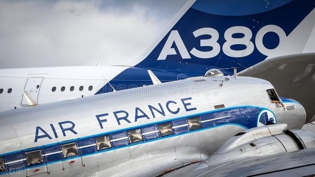 空中客车a380百科(空中客车超大型客机A380)(3)