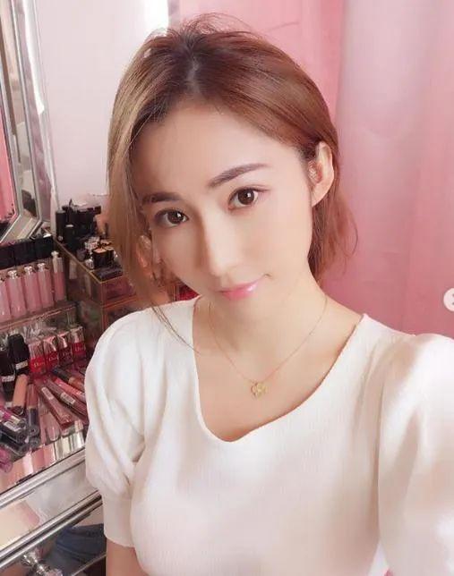 香港英皇旗下艺人(英皇百亿太子只生孩子不结婚)(13)