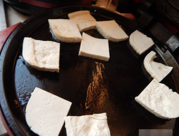 辣豆腐怎么炒,辣豆腐的家常做法图2