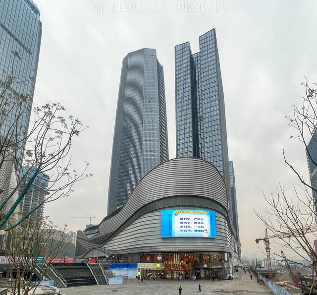 重庆龙湖时代天街攻略(实拍重庆公园天街)(2)