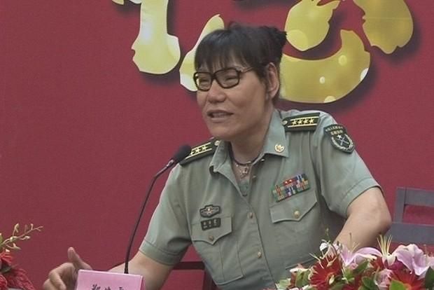 少校军衔是什么级别,中国的军人运动员里,谁的军衔最高?乒协主席刘国梁是什么级别?图7