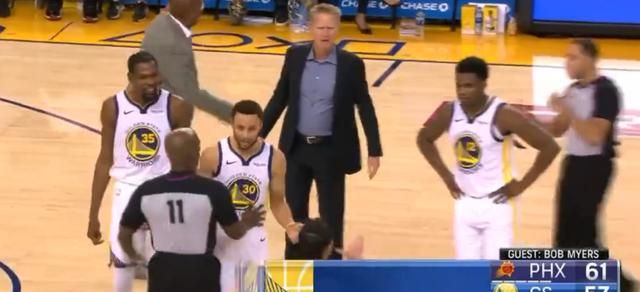 nba中场休息多久,NBA中场休息的时间有多久呢?图7