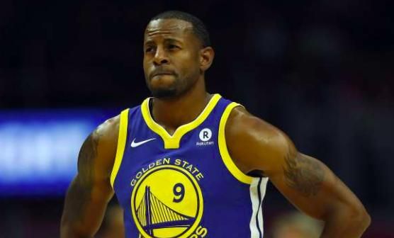 nba中场休息多久,NBA中场休息的时间有多久呢?图12