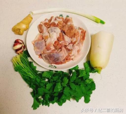 正宗手抓羊肉的做法及配方窍门(手抓羊肉这么做)(1)