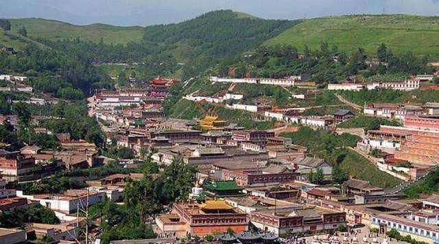 塔尔寺简介,塔尔寺祖庭是什么?图2