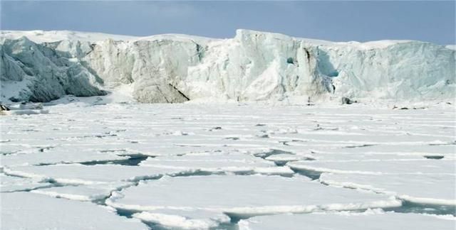 猜猜中国地名谜语 、冰雪融化 2、日近黄昏 3、圆规画鸡蛋 4、荧火虫