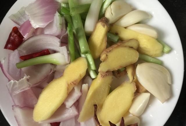 青蟹的做法,清炒青蟹的做法?图3