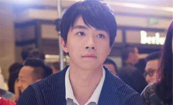 八佰演员表有易烊千玺,八佰的主演都有谁图2