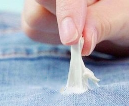 裤子黏住口香糖怎么洗