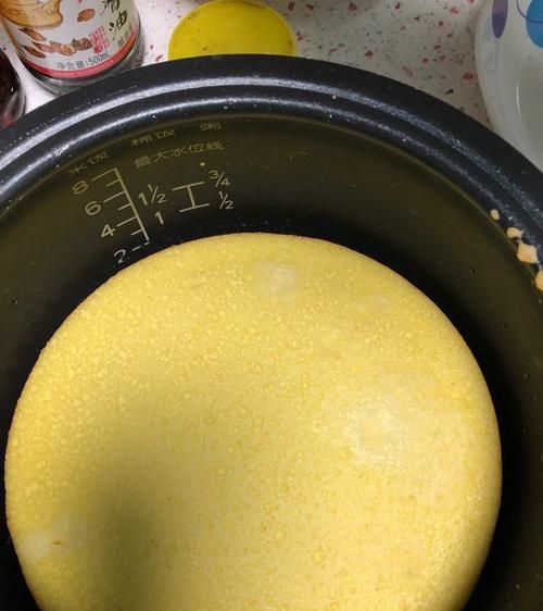 用电饭锅做蛋糕怎么才能不粘锅呢