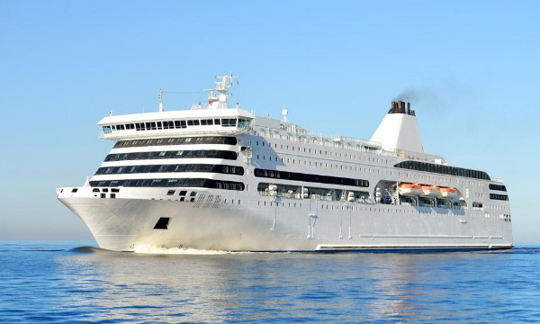 轮船底部一般都会涂抹底漆主要原因是,轮船底部涂抹底漆的原因是什么呢图8