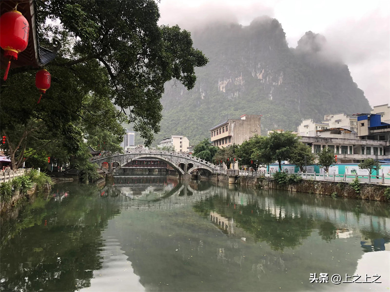 凌云县是哪个市(广西凌云县属于哪个市)