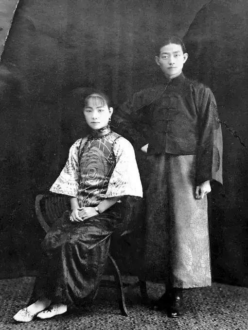 梅兰芳个人资料简介(梅兰芳:抗战8年誓死不登台,差点被饿死,去世后国家降半旗致哀)