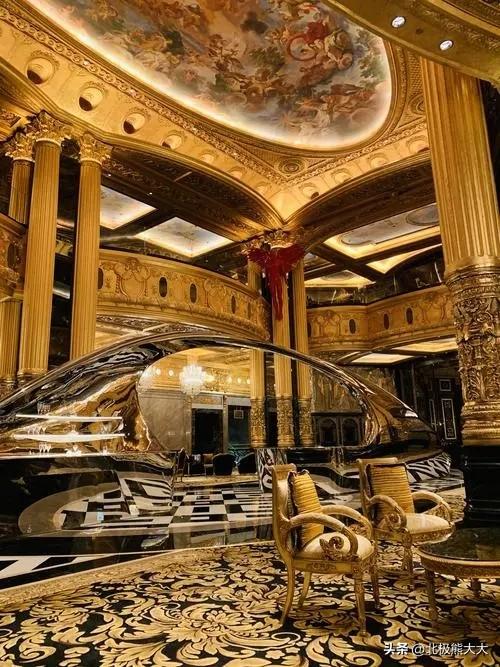 洪永时简介个人资料(“亿万富翁”洪永时:4个老婆N个红颜,原来有钱真的可以为所欲为)