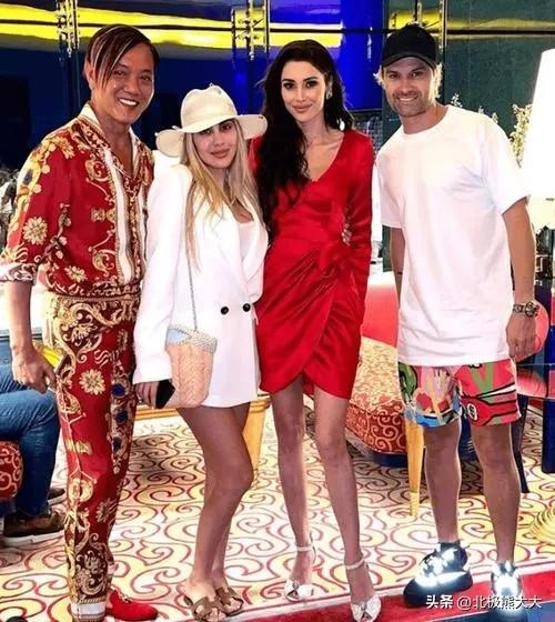 洪永时简介个人资料(“亿万富翁”洪永时:4个老婆N个红颜,原来有钱真的可以为所欲为)