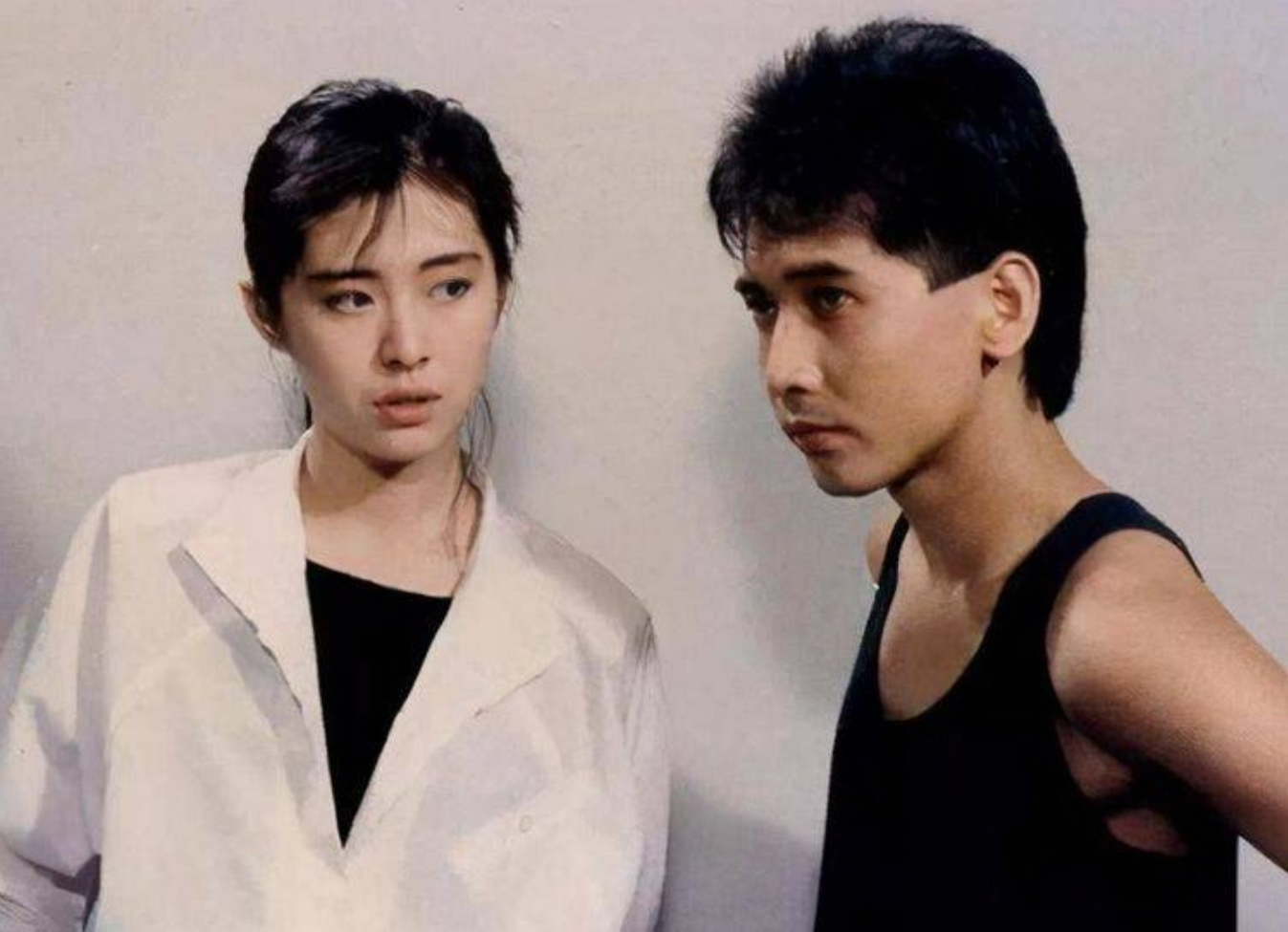 齐秦个人资料简介及年龄(齐秦:50岁娶小24岁娇妻,宠了对方11年)