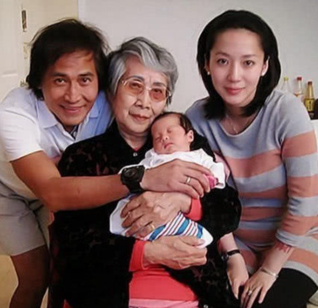 齐秦个人资料简介及年龄(齐秦:50岁娶小24岁娇妻,宠了对方11年)