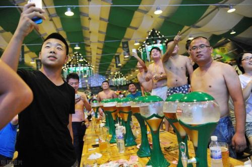 附庸风雅反义词是什么?还有近义词是什么??附庸风雅反义词是什么-第1张图片-