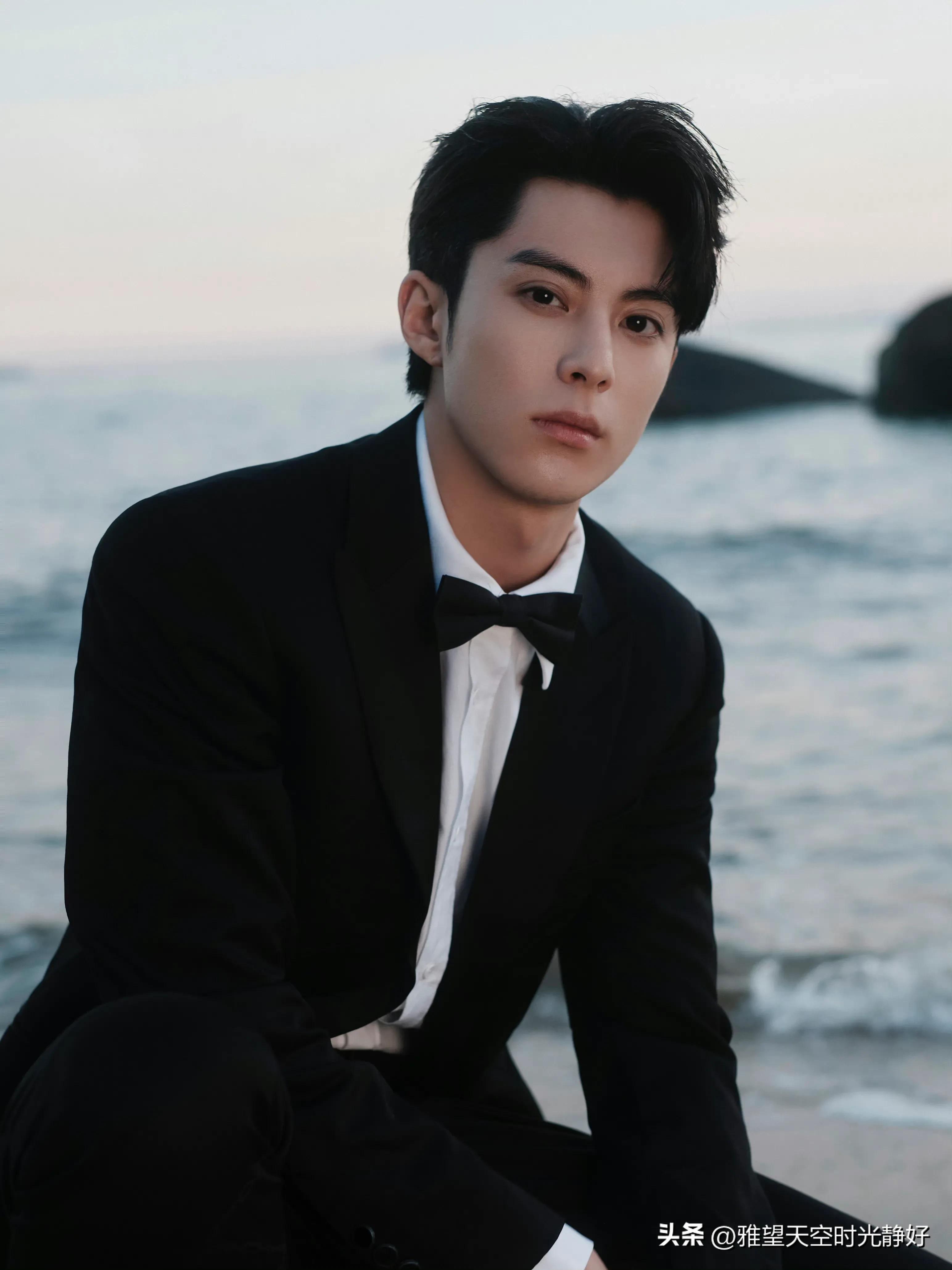 王鹤棣个人资料简介,幸运且努力的阳光大男孩 新晋顶流