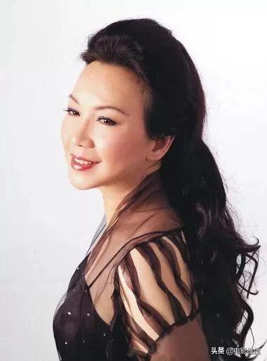 酒干倘卖无原唱是谁(歌坛常青树苏芮，唱腔独一无二，《酒干倘卖无》曾是一代人的记忆)