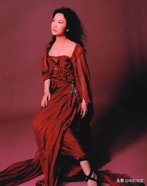 酒干倘卖无原唱是谁(歌坛常青树苏芮，唱腔独一无二，《酒干倘卖无》曾是一代人的记忆)