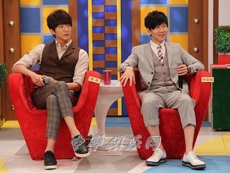 怀秋是谁(林俊杰晒5人聚会，不配拥有姓名的怀秋，和林俊杰是什么关系？)