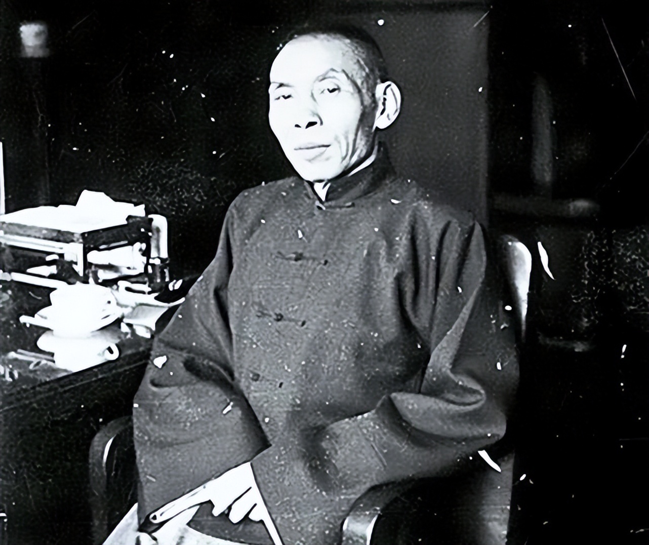 孟小冬晚年：分得杜月笙2万美元遗产，疾病缠身，却拒绝治疗