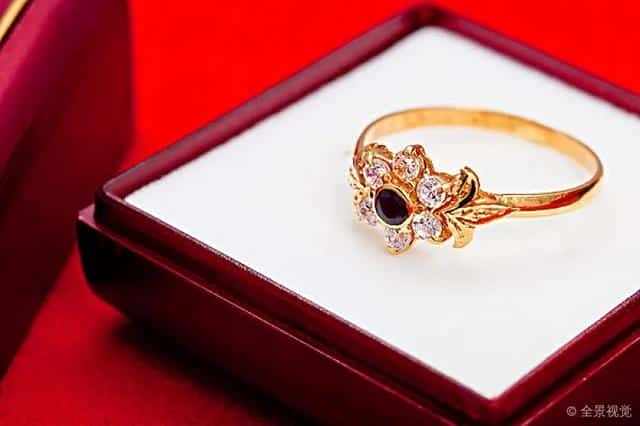 六福和周大福的区别(六福珠宝和周六福有什么区别)