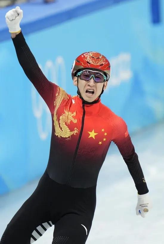 武大靖个人资料简介(武大靖感人事迹)