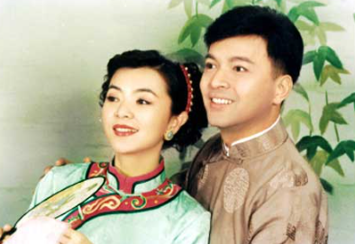 周润发当年曾为她自杀！现今已皈依佛门，带发修行