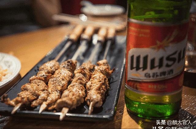 红乌苏啤酒多少钱一瓶-(红乌苏啤酒多少度)