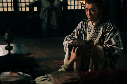 白衣渡江是怎么回事?具体故事是怎么样的? 白衣渡江是怎么回事?具体故事是怎么样的?