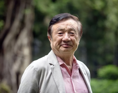 ​“爱国商人”任正非简介(被逼无奈选择创业，44岁创建华为成我国宠儿)