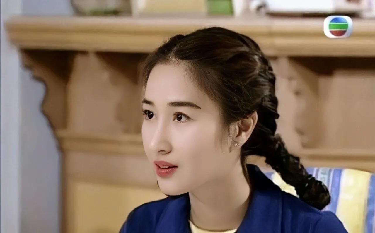 二十岁时候长得像三十岁，五十岁的时候还像三十岁，TVB曾经的视后关咏荷