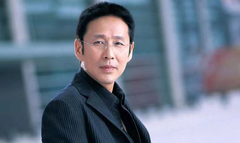 演员陈道明表示：我是个不往人群里走的人