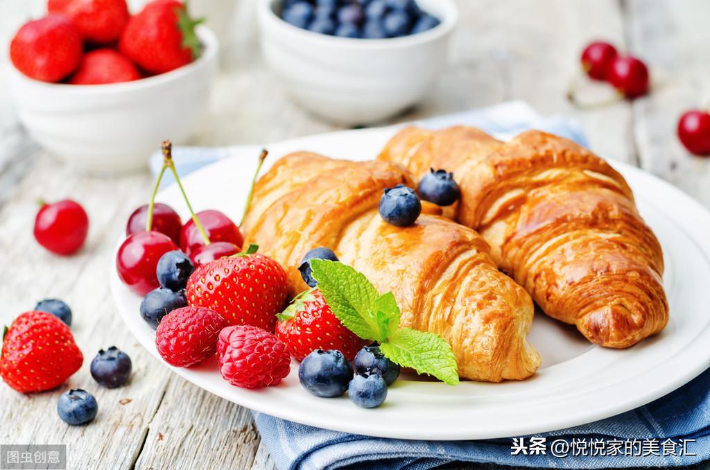 面包吃不完放冰箱吗(面包放在常温下还是冰箱里合适)